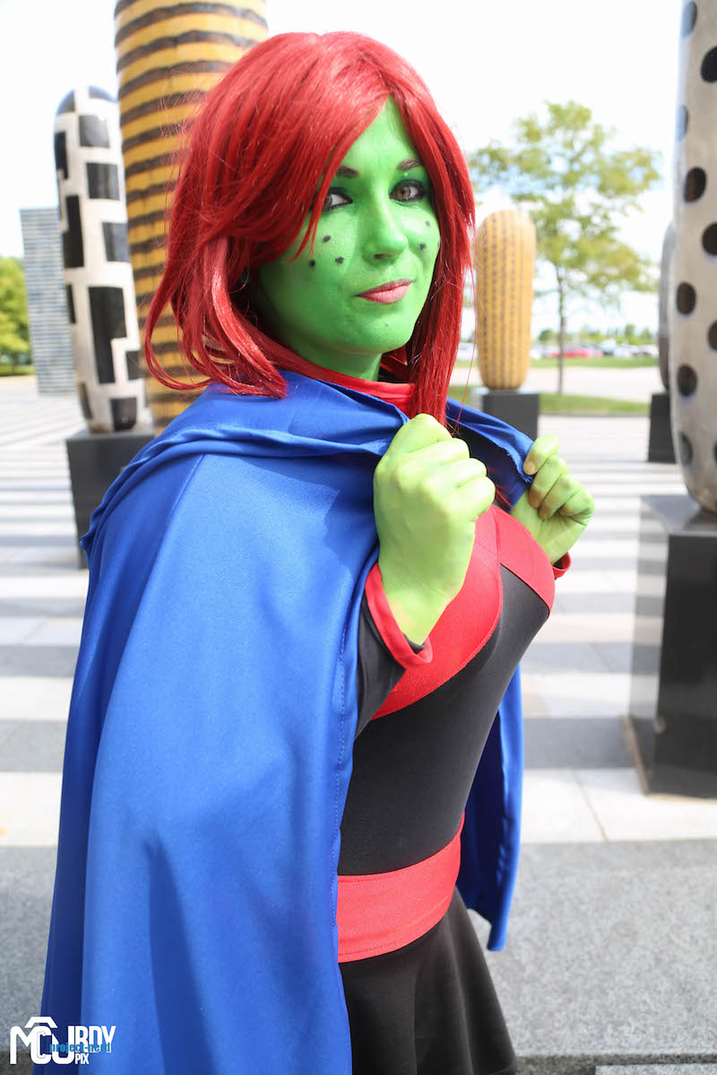 Right Miss Martian Nude Cosplay Day