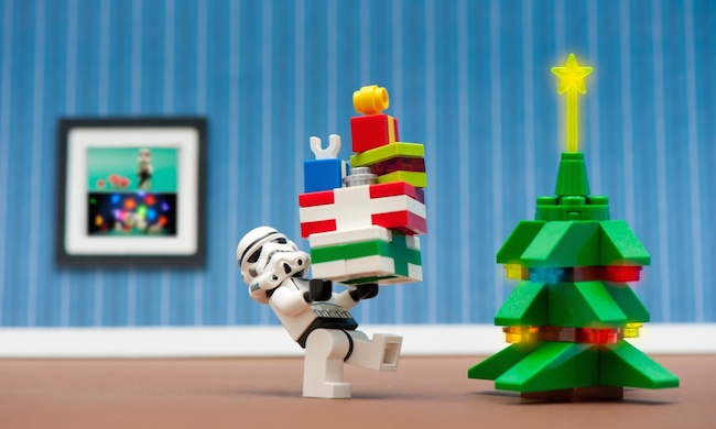 O Castelo Negro da Patrulha dos Desprezíveis - Página 4 Christmas-Lego-Geek