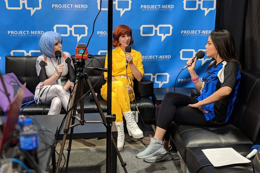 Project-Nerd interviewing cosplayers